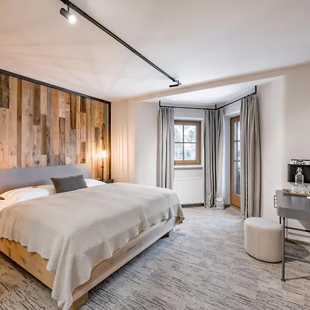 Lue - Adults Only 4* אוברטאורן