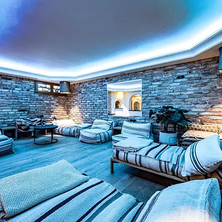 Lue - Adults Only מלון אוברטאורן